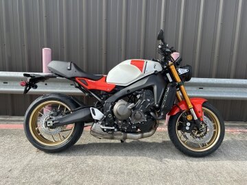New 2024 Yamaha XSR900