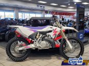 New 2024 Yamaha YZ250
