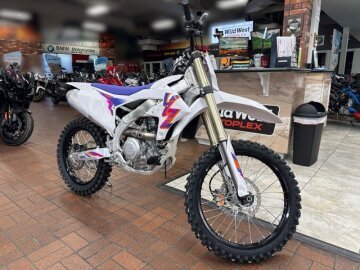 New 2024 Yamaha YZ450F