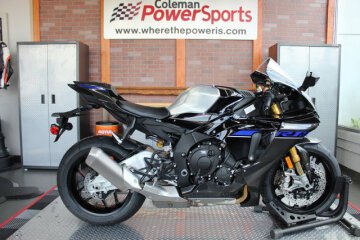 New 2024 Yamaha YZF-R1M