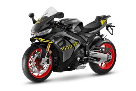 Photo 1 for New 2025 Aprilia RSV4