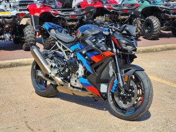 New 2025 BMW M1000R