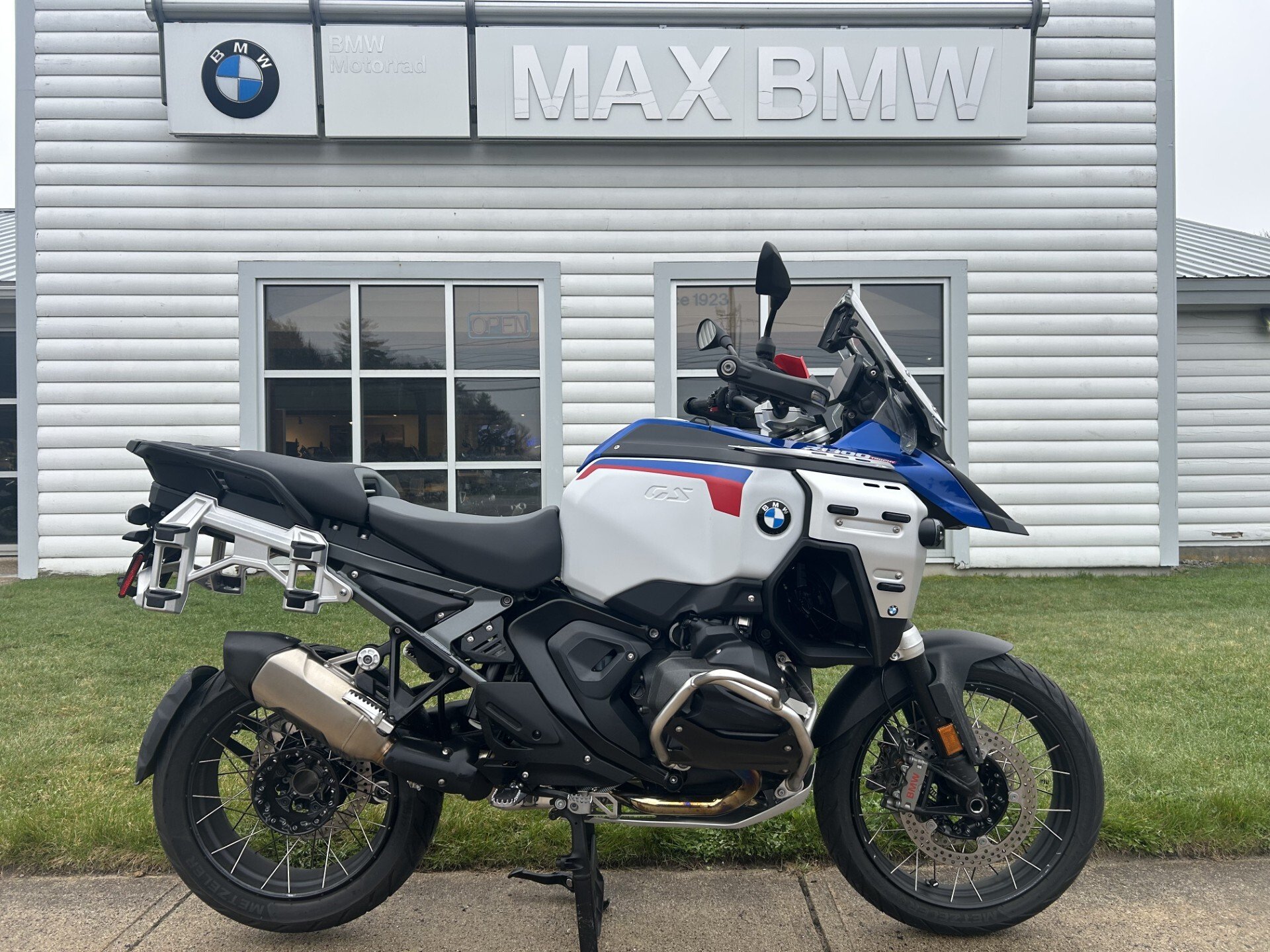 2025 BMW R1300GS