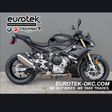 New 2025 BMW S1000R
