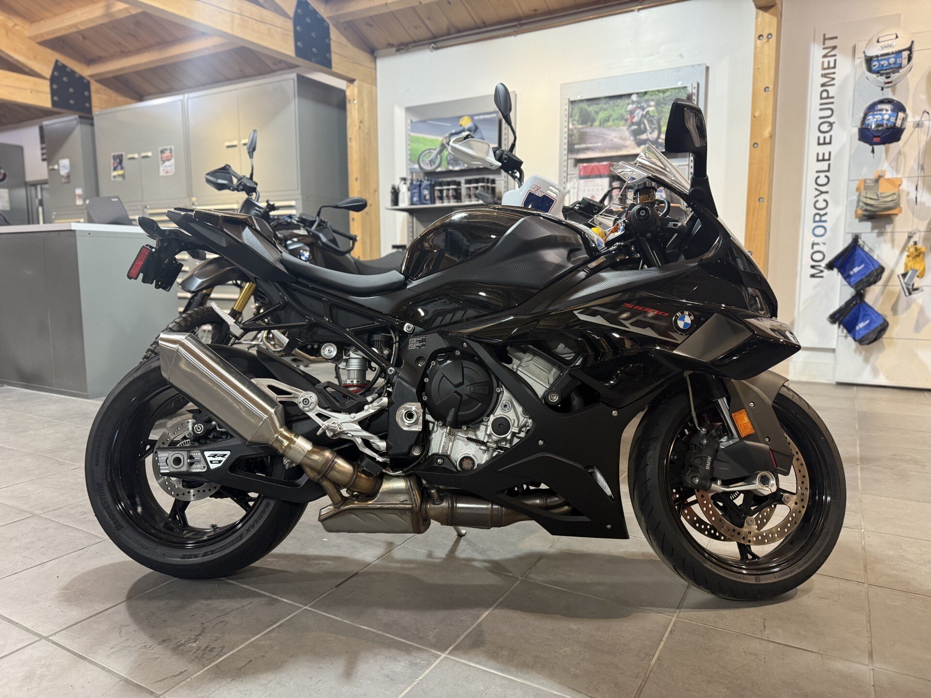 2025 BMW S1000RR