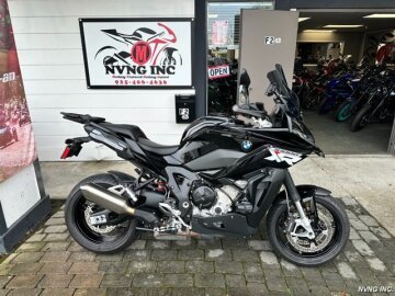 2025 BMW S1000XR