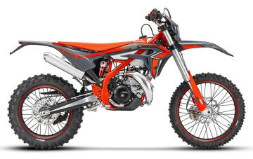 New 2025 Beta 300 Xtrainer