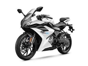 New 2025 CFMoto 300SS