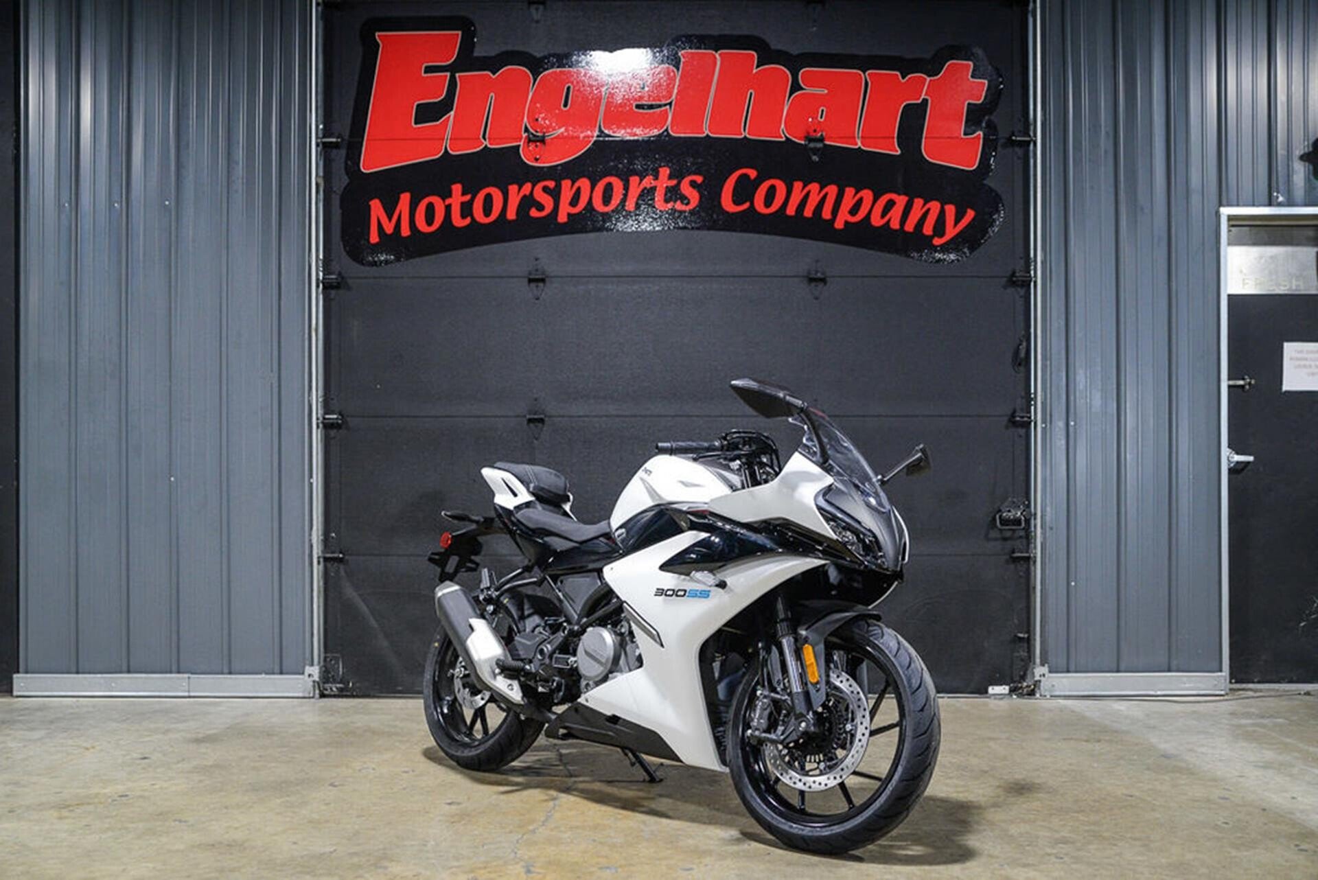 New 2025 CFMoto 300SS