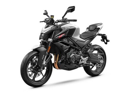 Photo 1 for New 2025 CFMoto 450NK