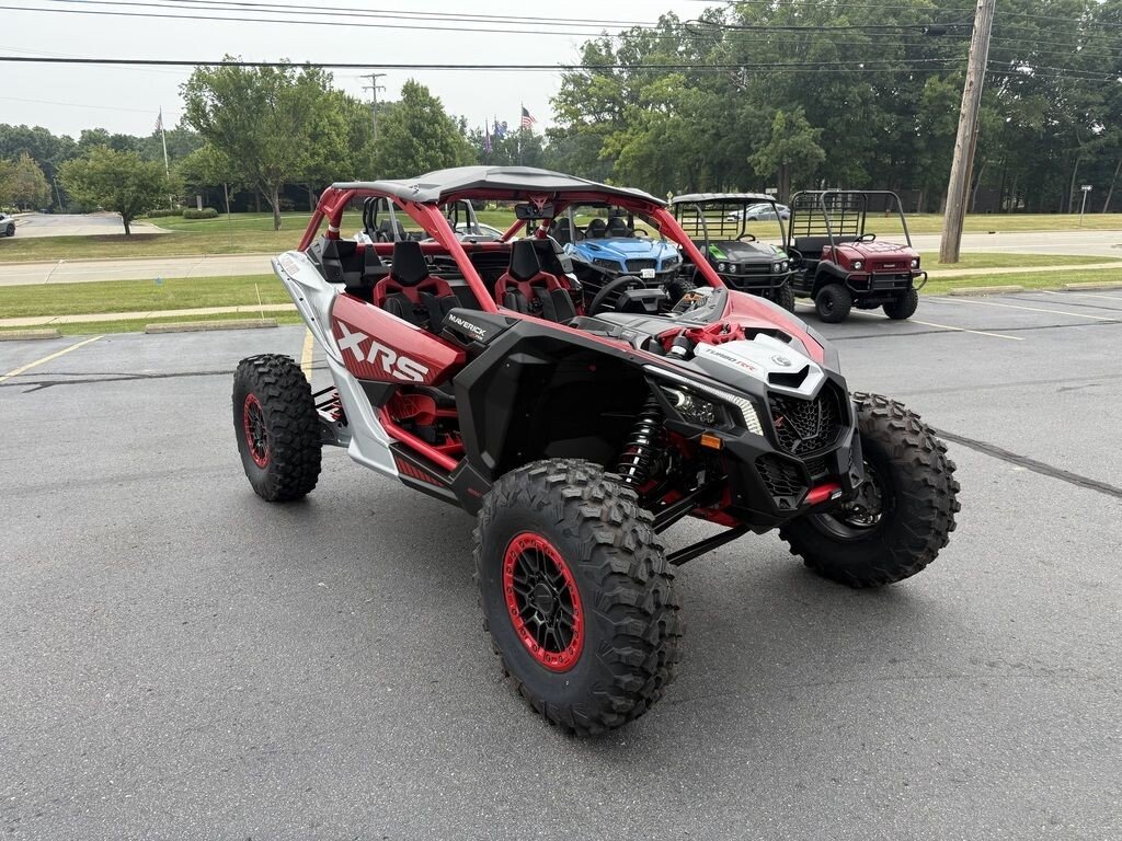 New 2025 Can-Am Maverick 900