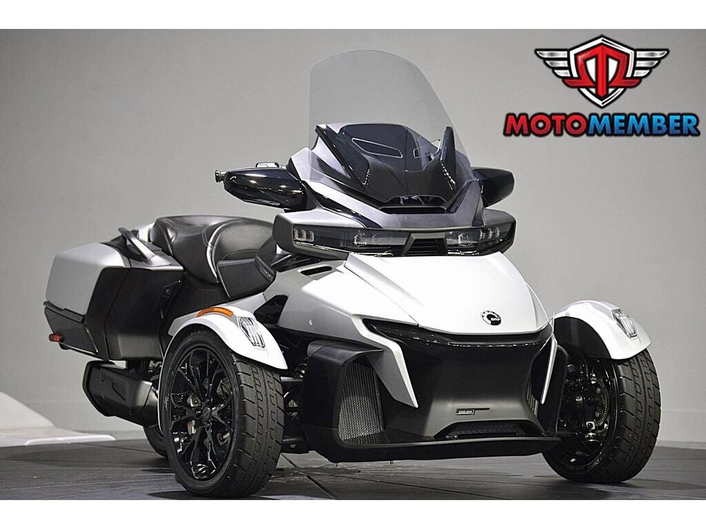 New 2025 Can-Am Spyder RT