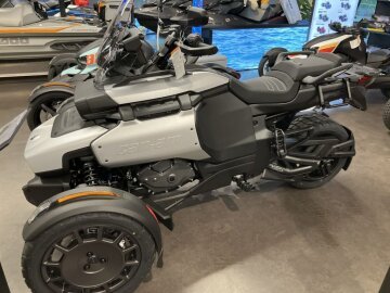 New 2025 Can-Am Canyon