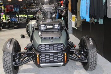 New 2025 Can-Am Canyon