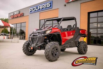 New 2025 Can-Am Commander MAX 1000R