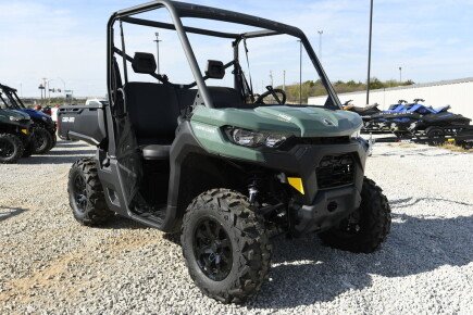 Photo 1 for New 2025 Can-Am Defender