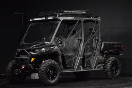 Photo 1 for New 2025 Can-Am Defender
