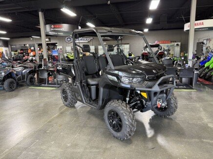 Photo 1 for New 2025 Can-Am Defender