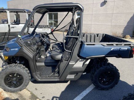 Photo 1 for New 2025 Can-Am Defender XT HD7