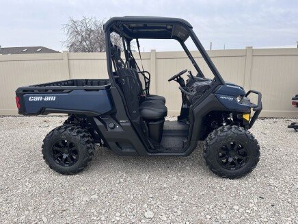 Photo 1 for New 2025 Can-Am Defender