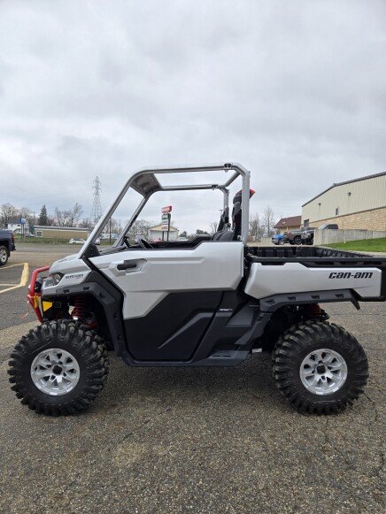 Photo 1 for New 2025 Can-Am Defender
