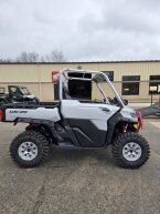 Thumbnail Photo 1 for New 2025 Can-Am Defender