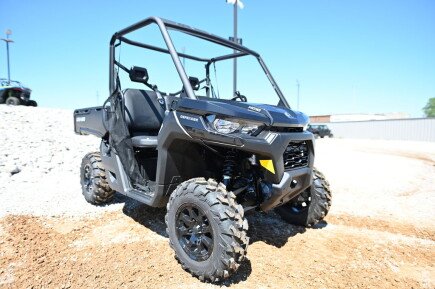Photo 1 for New 2025 Can-Am Defender DPS HD10