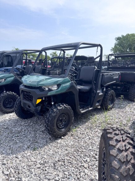 Photo 1 for New 2025 Can-Am Defender