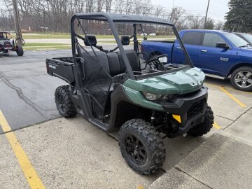 2025 Can-Am Defender