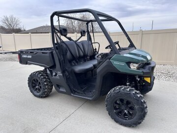 New 2025 Can-Am Defender