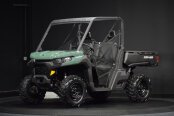 New 2025 Can-Am Defender DPS HD7