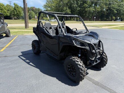 Photo 1 for New 2025 Can-Am Maverick 1000R