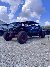 New 2025 Can-Am Maverick MAX 1000R