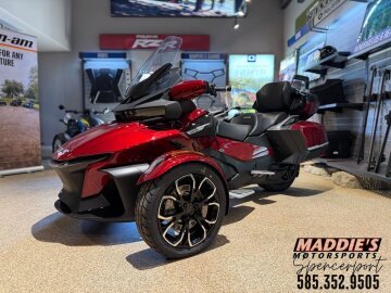 New 2025 Can-Am Spyder RT