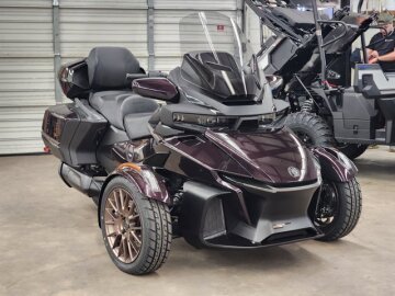 New 2025 Can-Am Spyder RT