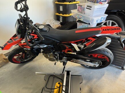 Photo 1 for 2025 Ducati Hypermotard 698 Mono RVE for Sale by Owner