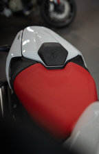 Thumbnail Photo 6 for New 2025 Ducati Monster 937