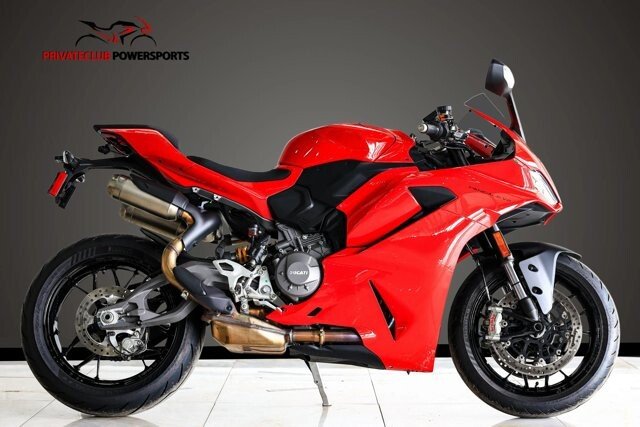 2025 Ducati Panigale V2