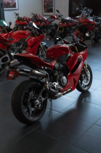 Thumbnail Photo 2 for New 2025 Ducati Panigale V2