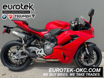 New 2025 Ducati Panigale V2