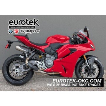 New 2025 Ducati Panigale V2
