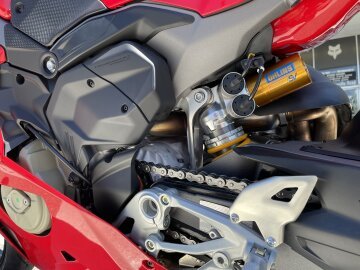 New 2025 Ducati Panigale V4