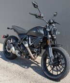 Thumbnail Photo 4 for New 2025 Ducati Scrambler