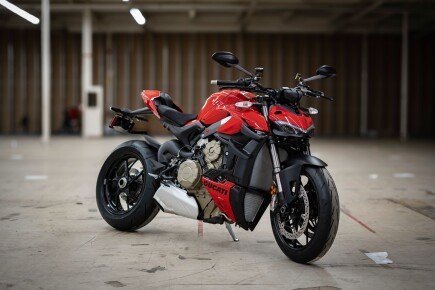 Photo 1 for New 2025 Ducati Streetfighter