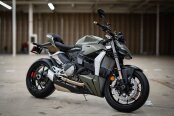 New 2025 Ducati Streetfighter V2