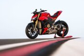 New 2025 Ducati Streetfighter