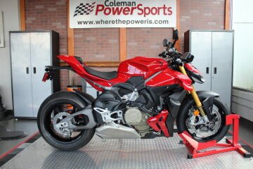 New 2025 Ducati Streetfighter V4 S