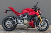 New 2025 Ducati Streetfighter V4 S