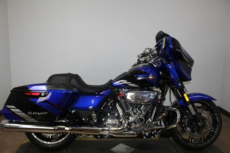 New 2025 Harley-Davidson CVO Street Glide