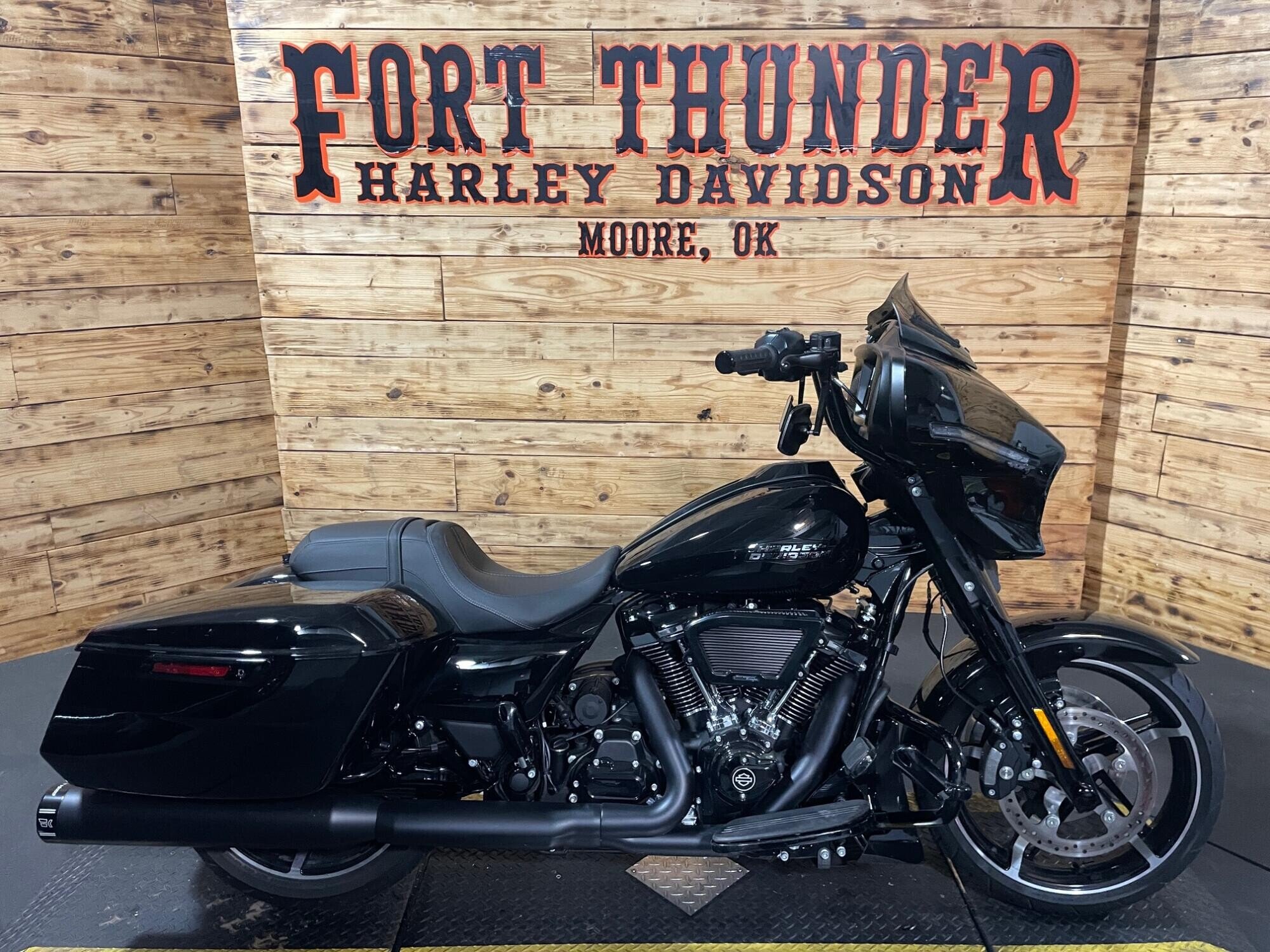 2025 Harley-Davidson Touring Street Glide